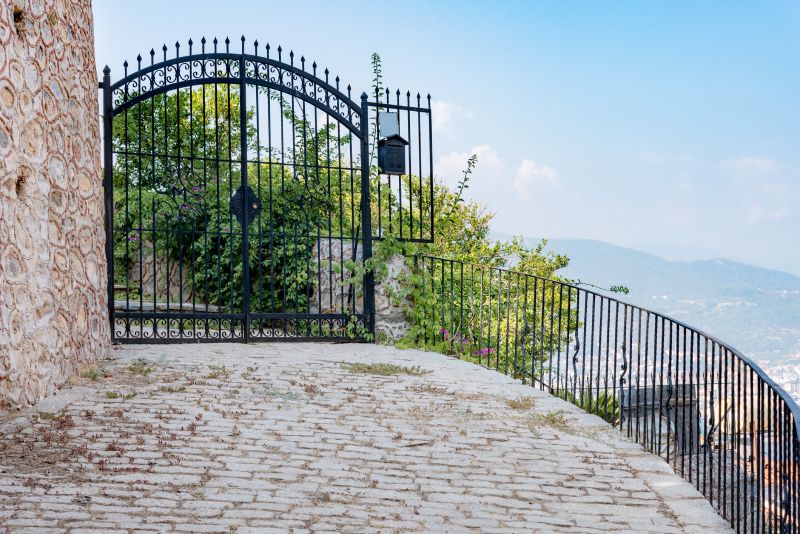 Cast Iron Fence Installation in Alpharetta, GA